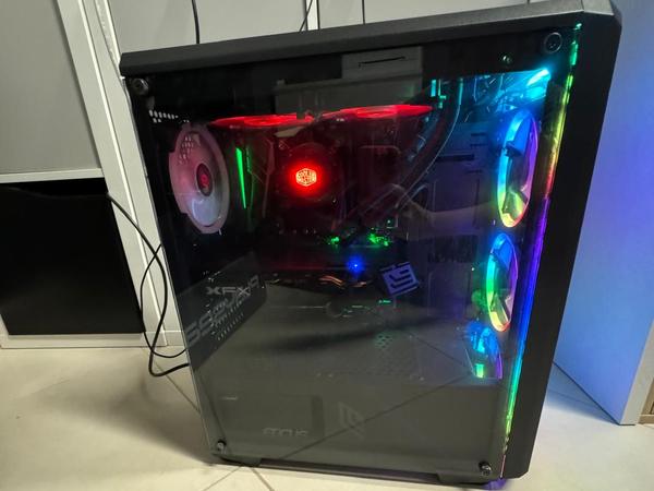 PC con vetro e ventole RGB – MS-TECHNOLOGY