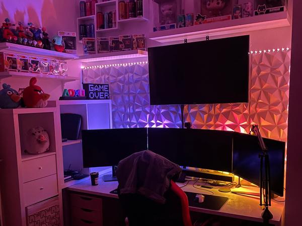 Stanza gaming con luci LED – MS-TECHNOLOGY